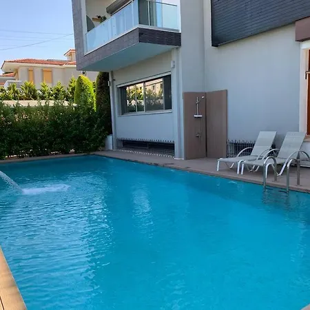 Villa Seaside Luxury Vacation With Privacy